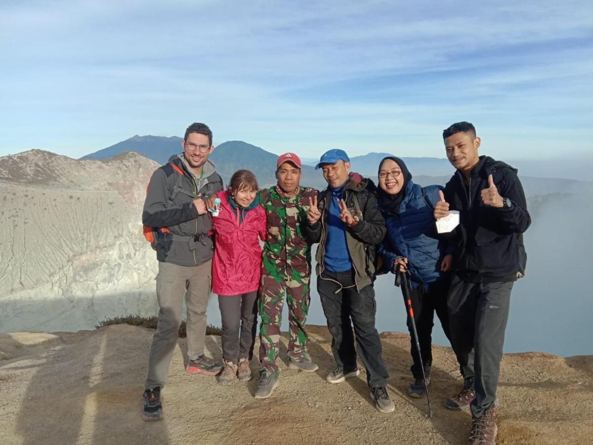 Thalia Homestay & Ijen Bromo Tour Banyuwangi  Exterior photo